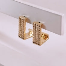 Load image into Gallery viewer, Basic bent studded square earrings
