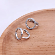 Load image into Gallery viewer, Small circle cz in front hoop earrings
