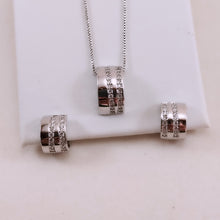 Load image into Gallery viewer, Delicate inspired Carryer cz set
