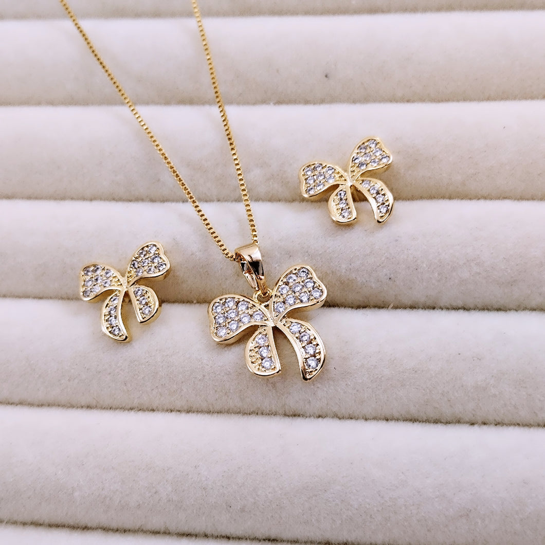Delicate bow set microzirconia
