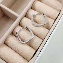 Load image into Gallery viewer, Updated square hoop earrings
