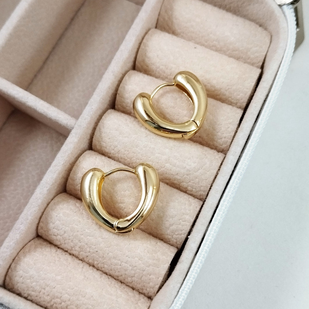 Thick heart shape hoop earrings