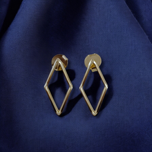 Load image into Gallery viewer, Basic light diamond earrings

