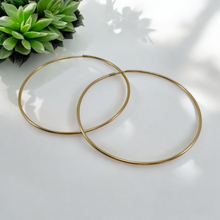 Load image into Gallery viewer, Basic thin maxi hoop 2.5&#39; diameter earrings
