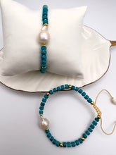 Load image into Gallery viewer, Adjustable barroque pearl turquoise beads bracelet
