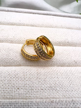 Load image into Gallery viewer, Two cz row straight detail hoop earrings
