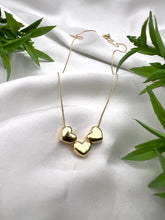 Load image into Gallery viewer, Three delicate hearts thinner necklace
