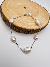 Load image into Gallery viewer, silver bracelet with fresh water pearl
