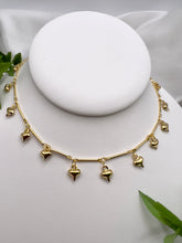 Load image into Gallery viewer, Small heart pendants in sequence choker necklace
