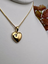 Load image into Gallery viewer, Small heart pendant cz detail necklace
