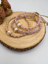 Load image into Gallery viewer, Colorful crystal and pearl detail adjustable bracelete
