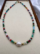 Load image into Gallery viewer, Mini colorful crystal Freshwater detail choker necklace
