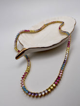 Load image into Gallery viewer, Small 3-point choker necklace colorful jewel clasp
