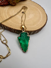 Load image into Gallery viewer, Long chain emerald acrylic pendant necklace
