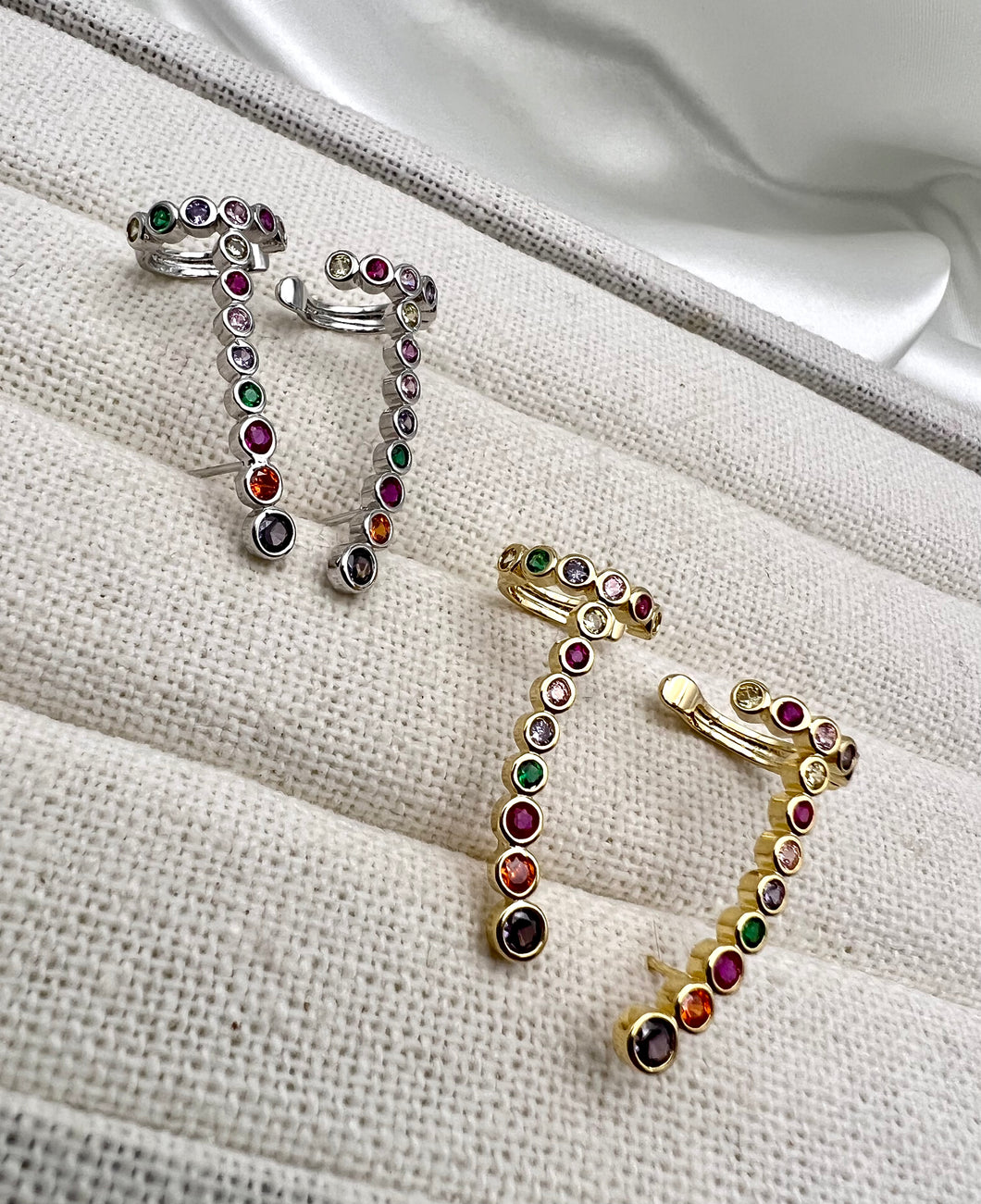 Round colorful cz ear cuff