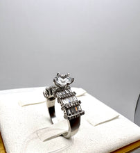 Load image into Gallery viewer, Solitaire ring studded with baguettes and micro zirconia on top
