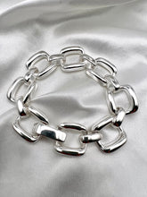 Load image into Gallery viewer, Bigger square link silver plated bracelet
