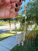 Load image into Gallery viewer, Small heart pendants in sequence choker necklace
