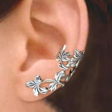 Load image into Gallery viewer, Vintage silver ear cuff earrings
