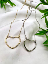Load image into Gallery viewer, Basic open heart necklace
