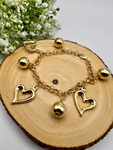 Load image into Gallery viewer, Ball and heart pendants bracelet
