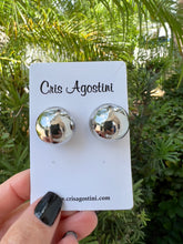 Load image into Gallery viewer, Half basic  ball earrings
