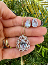 Load image into Gallery viewer, Big cut crystal diamond drop necklace
