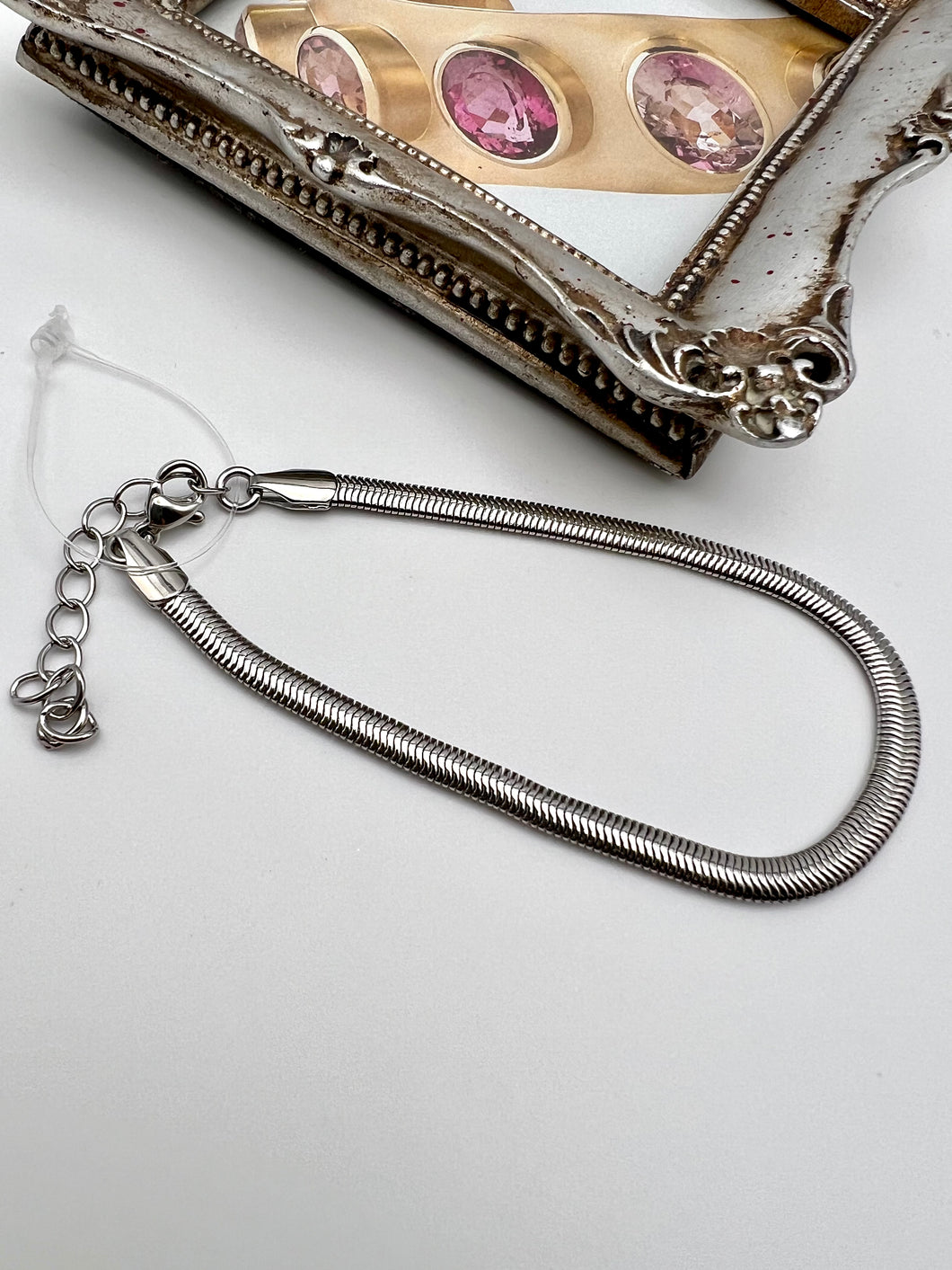 Silver plated basic snake bracelet