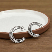 Load image into Gallery viewer, Striped hoop push back
