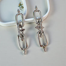 Load image into Gallery viewer, Tify spike cz link earrings
