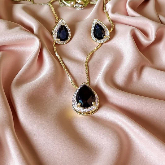 Princess small drop earrings