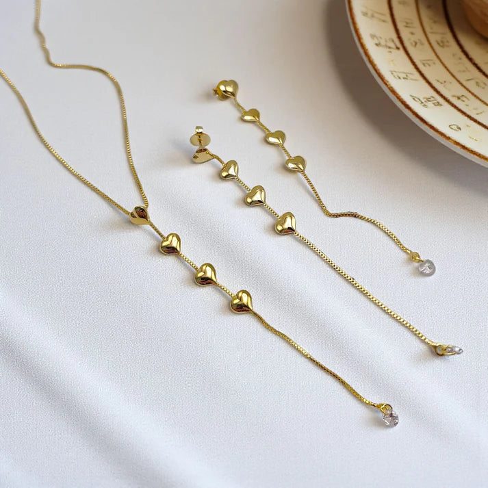 Tie and heart style jewelry set