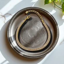 Load image into Gallery viewer, Valentina Collection baguettes diamond bracelet
