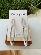 Load image into Gallery viewer, Maxi silver oval earring with pendant
