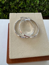 Load image into Gallery viewer, Traditional basic hoop earrings
