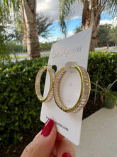 Load image into Gallery viewer, Flat zirconia inside and outside earrings
