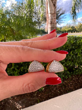 Load image into Gallery viewer, Studded triangular basket earrings
