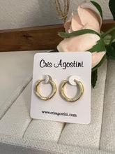 Load image into Gallery viewer, basic gold hoop earring
