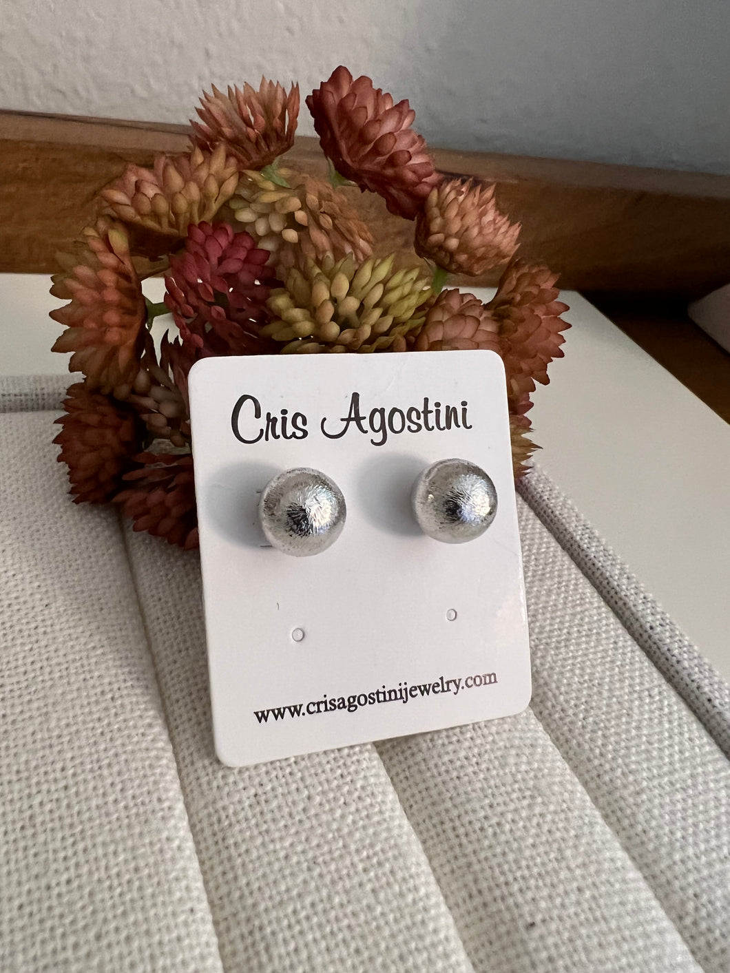 Medium frosted ball earrings