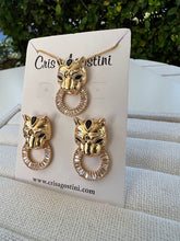 Load image into Gallery viewer, Tiger baguette round jewelry set
