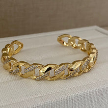 Load image into Gallery viewer, Gold Plated Zirconia Bracelet
