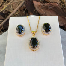 Load image into Gallery viewer, Gold Plated Oval Black Stone Set
