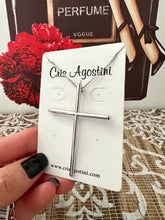 Load image into Gallery viewer, Basic cross necklace
