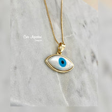 Load image into Gallery viewer, Mother of pearl Greek eye necklace
