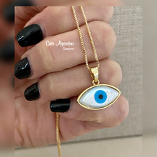 Load image into Gallery viewer, Mother of pearl Greek eye necklace
