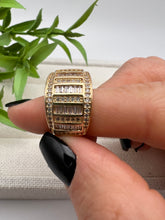 Load image into Gallery viewer, Cut cz ring with outline pave stripes
