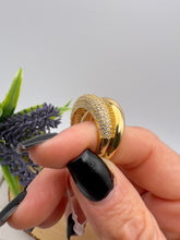 Load image into Gallery viewer, High Luxury pave 2 rings set
