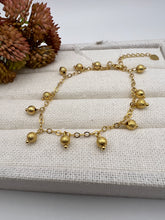 Load image into Gallery viewer, Small ball pendant bracelet
