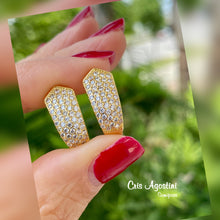 Load image into Gallery viewer, Zirconia studded arrowhead earrings
