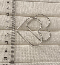Load image into Gallery viewer, Medium heart shape tube hoop earrings
